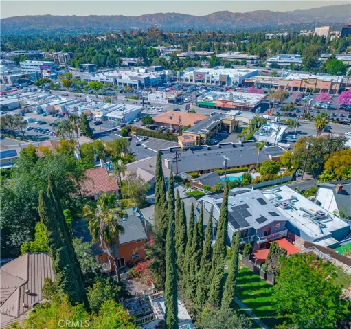 5340 Calatrana Drive, Woodland Hills, California 91364