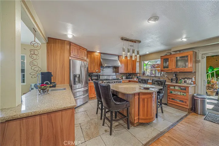 5340 Calatrana Drive, Woodland Hills, California 91364