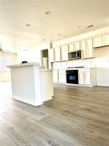13148 Newport Street, Hesperia, California 92344