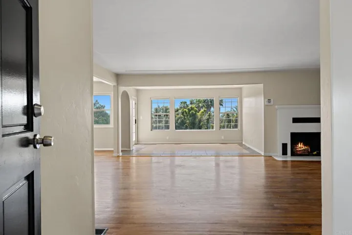 4222 Avocado Boulevard, La Mesa, California 91941