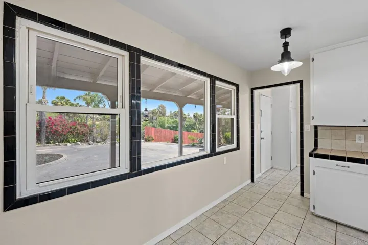 4222 Avocado Boulevard, La Mesa, California 91941