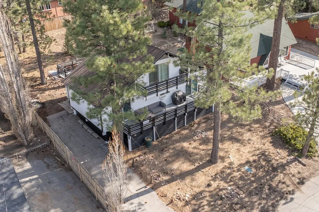 40627 Simonds Drive, Big Bear Lake, California 92315 home-pic-42
