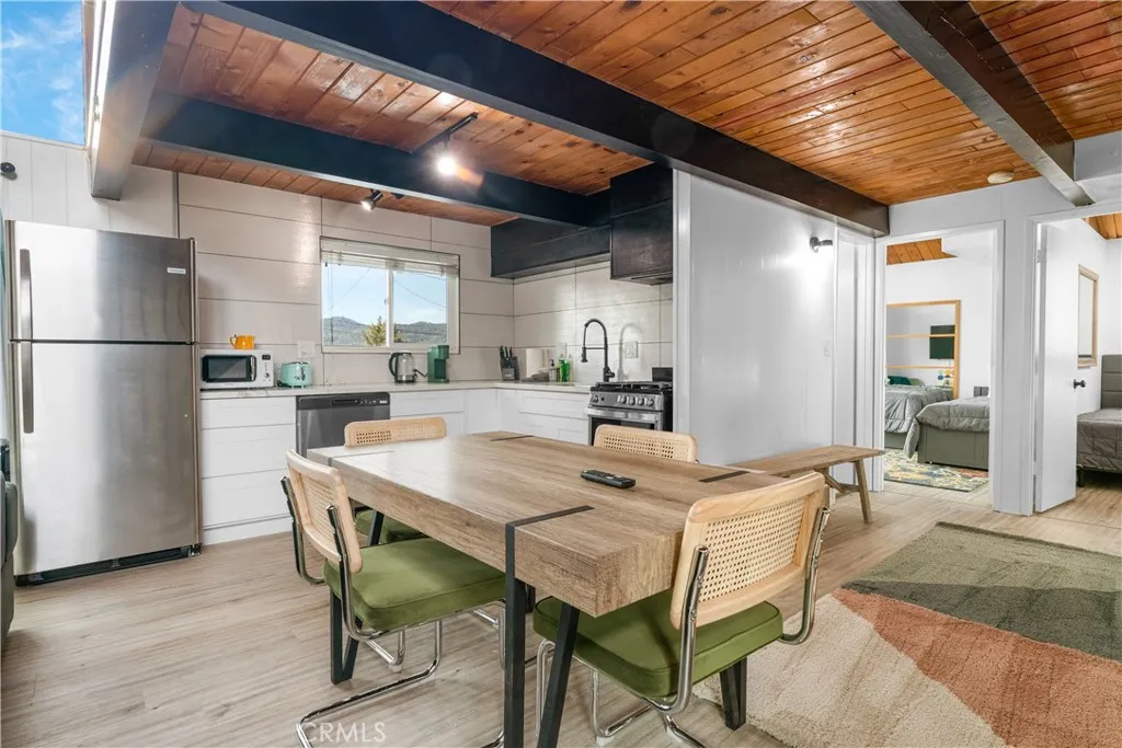 40627 Simonds Drive, Big Bear Lake, California 92315 home-pic-8