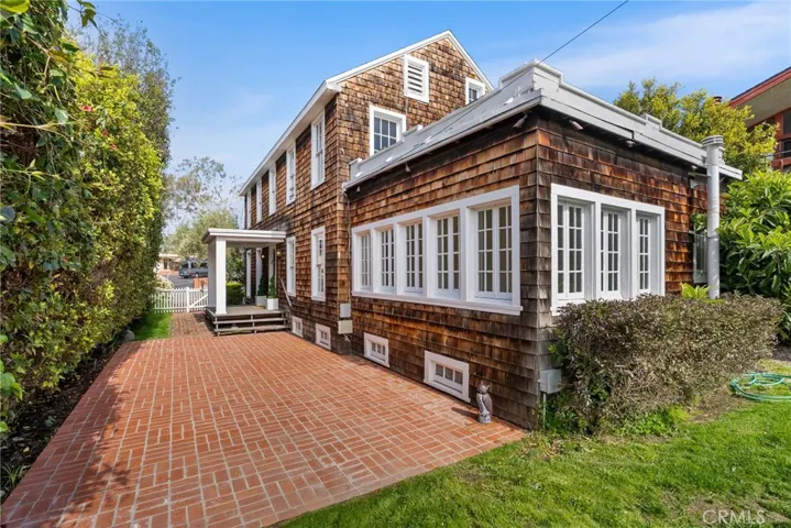 369 Hawthorne Road, Laguna Beach, California 92651