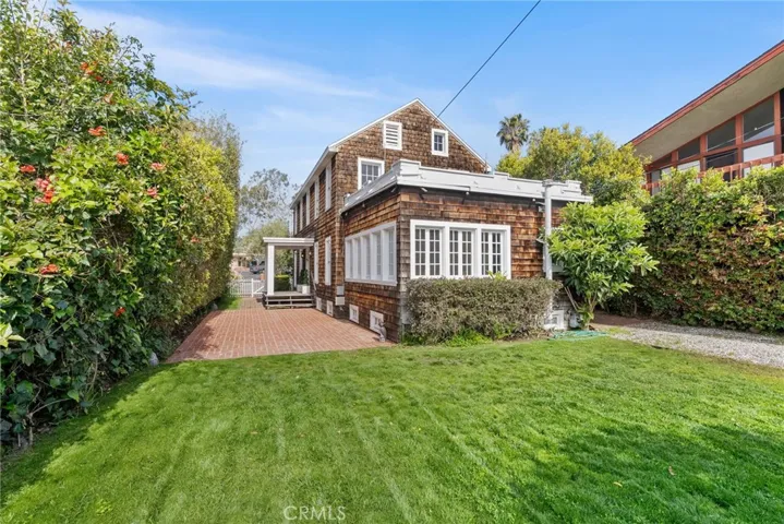 369 Hawthorne Road, Laguna Beach, California 92651