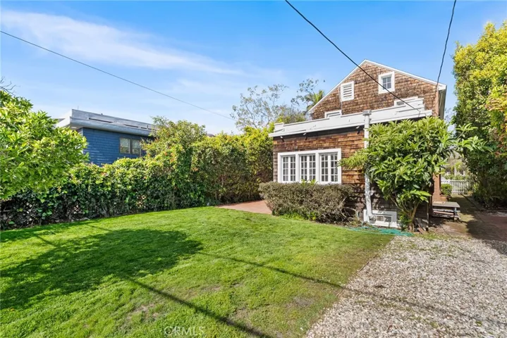 369 Hawthorne Road, Laguna Beach, California 92651