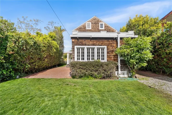 369 Hawthorne Road, Laguna Beach, California 92651