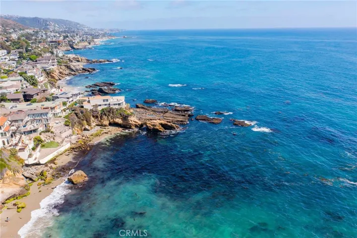 369 Hawthorne Road, Laguna Beach, California 92651