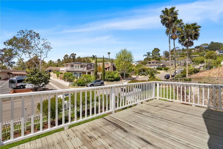 369 Hawthorne Road, Laguna Beach, California 92651