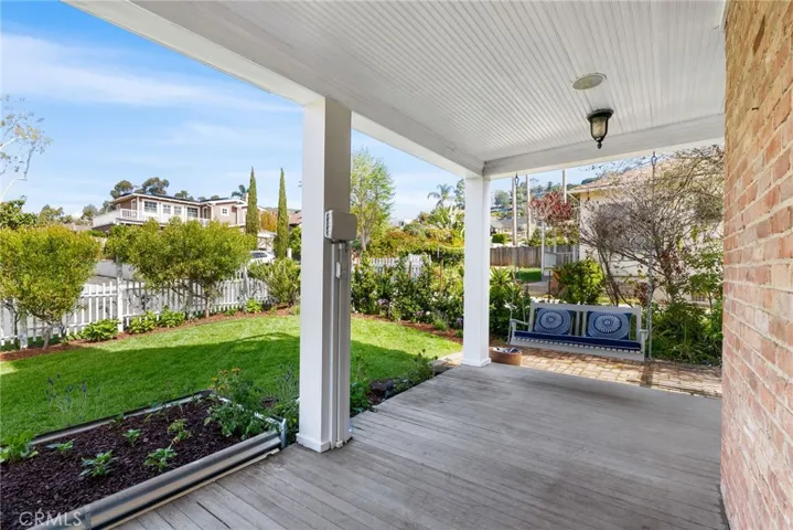 369 Hawthorne Road, Laguna Beach, California 92651