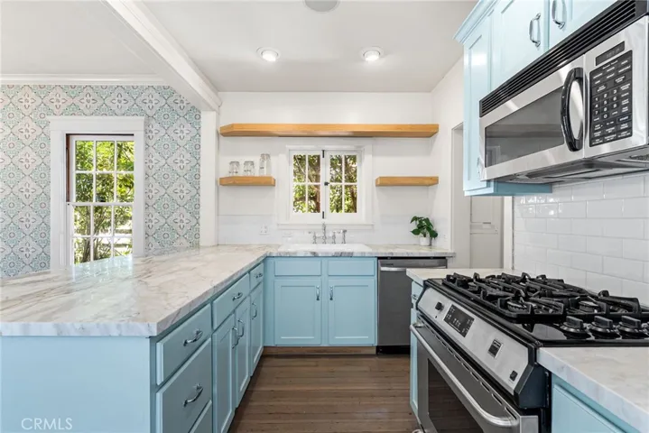 369 Hawthorne Road, Laguna Beach, California 92651