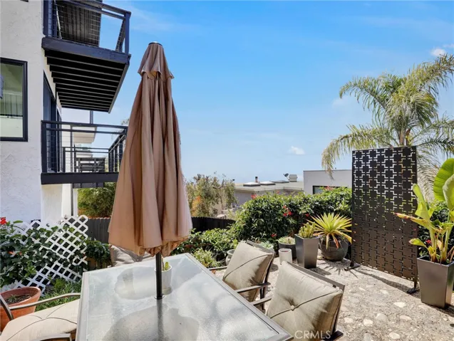 883 Santa Ana Street, Laguna Beach, California 92651