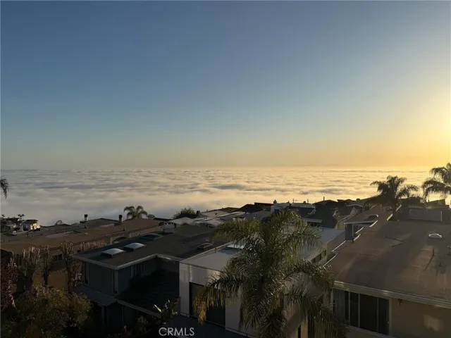 883 Santa Ana Street, Laguna Beach, California 92651