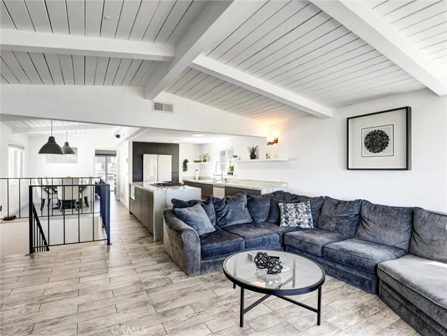 883 Santa Ana Street, Laguna Beach, California 92651