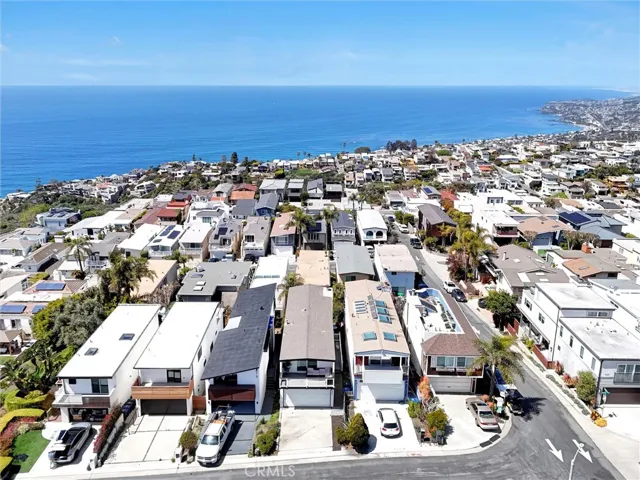883 Santa Ana Street, Laguna Beach, California 92651