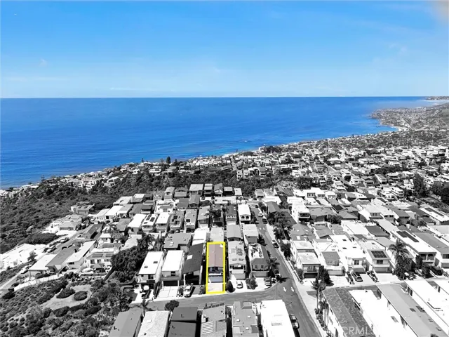 883 Santa Ana Street, Laguna Beach, California 92651