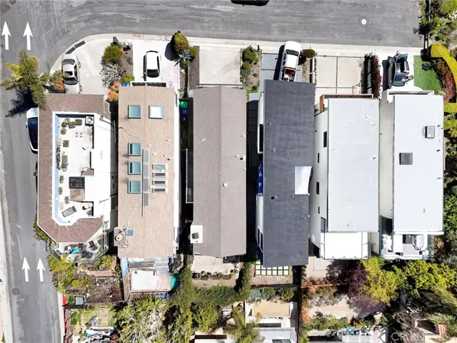 883 Santa Ana Street, Laguna Beach, California 92651