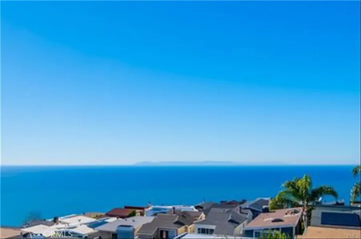 883 Santa Ana Street, Laguna Beach, California 92651