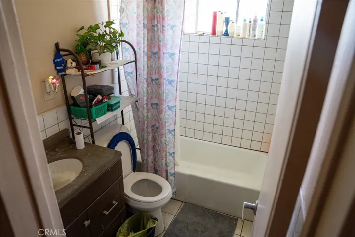 9925 Woodrich Lane, El Monte, California 91731