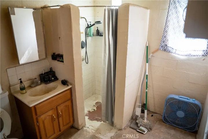 9925 Woodrich Lane, El Monte, California 91731