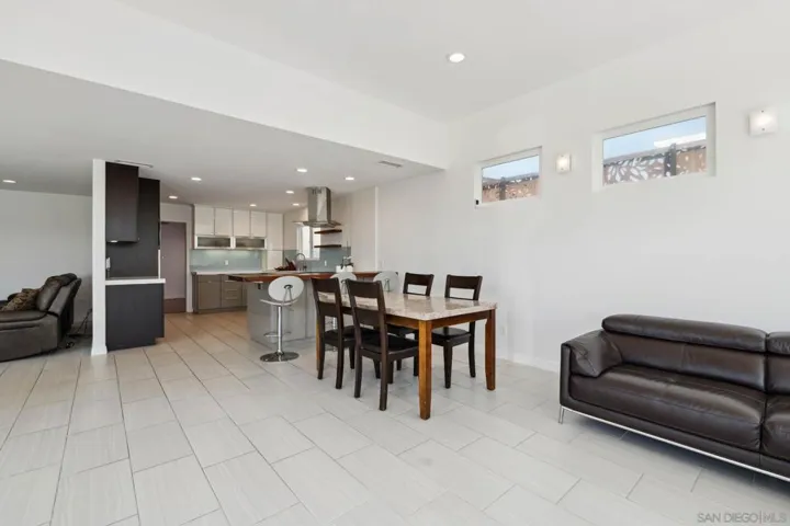 4535 La Cuenta Dr, San Diego, California 92124