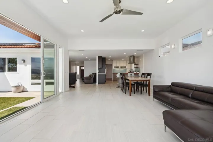4535 La Cuenta Dr, San Diego, California 92124