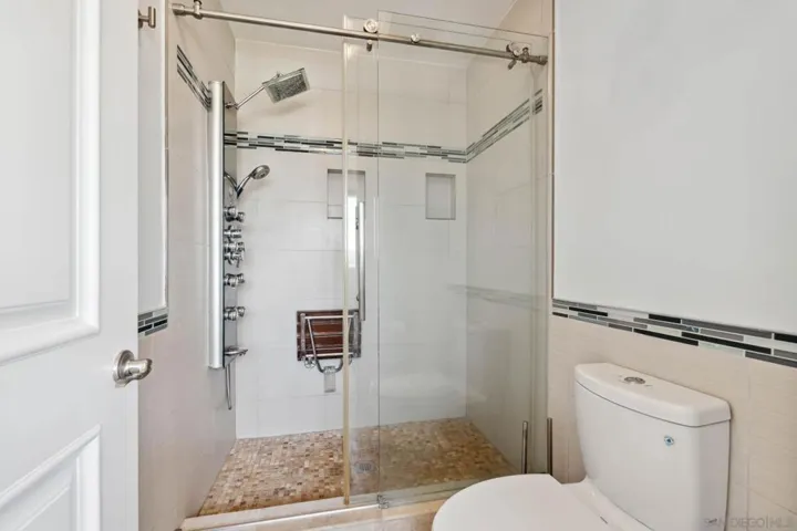4535 La Cuenta Dr, San Diego, California 92124