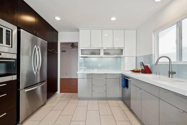 4535 La Cuenta Dr, San Diego, California 92124