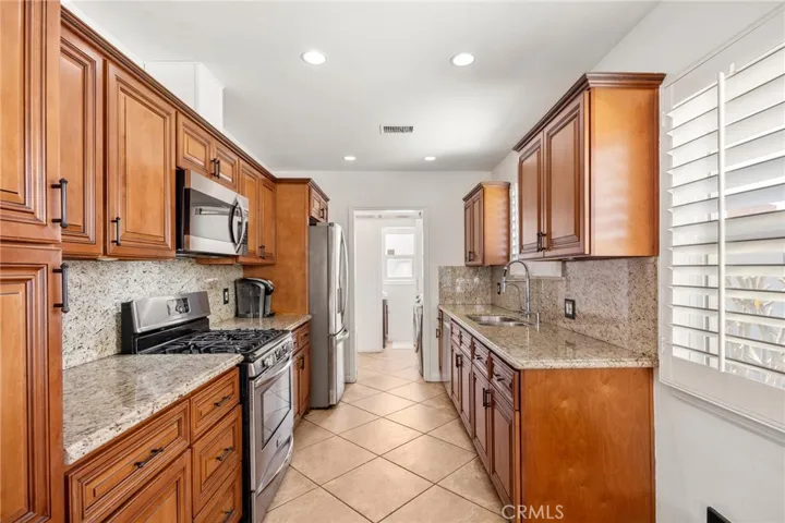 recessed lights in the kitchen