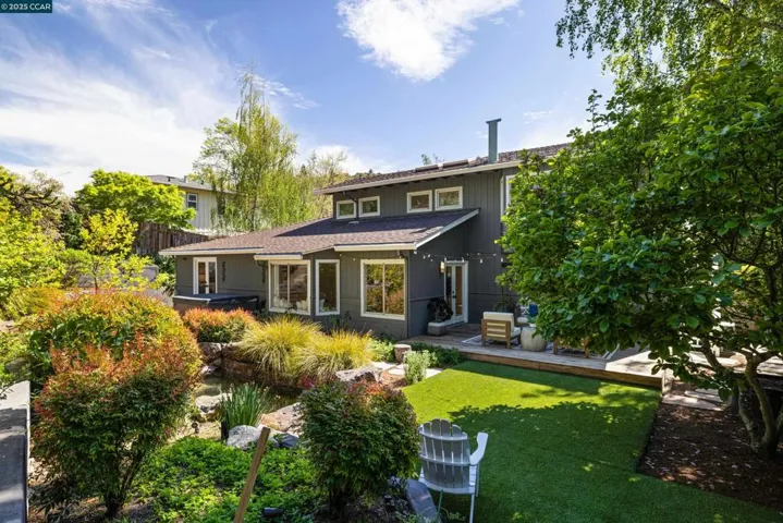 5 Glorietta Court, Orinda, California 94563
