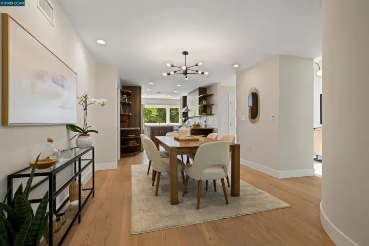 5 Glorietta Court, Orinda, California 94563