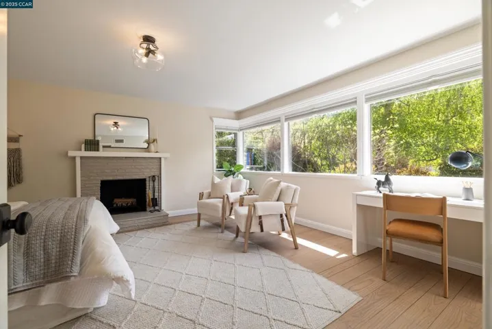 5 Glorietta Court, Orinda, California 94563