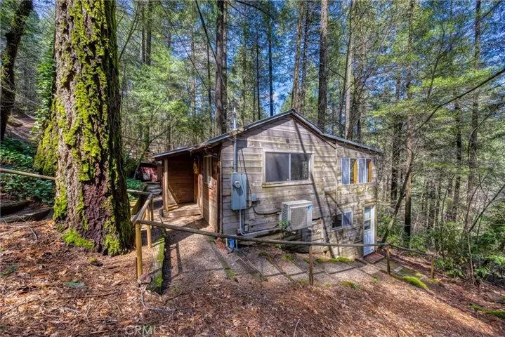 17000 Edgewood Way, Cobb, California 95426
