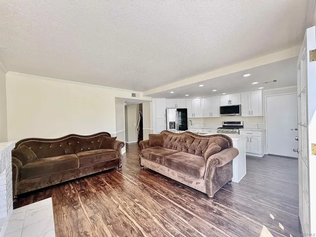2540 Sawgrass St, El Cajon, California 92019