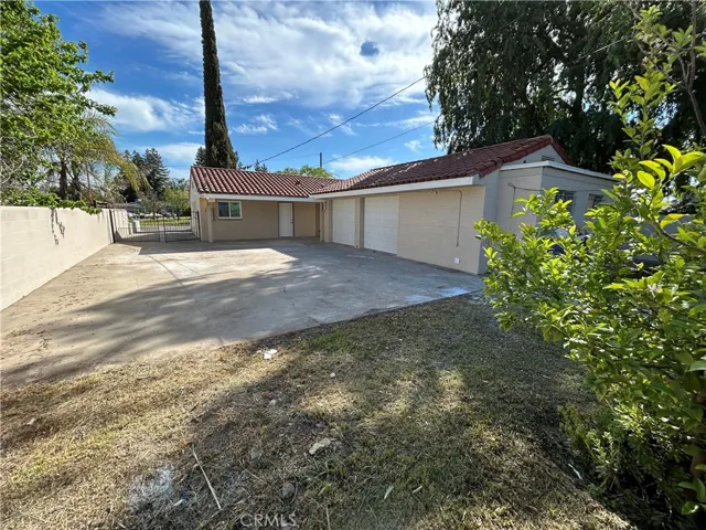 1395 N Esther Way, Fresno, California 93728