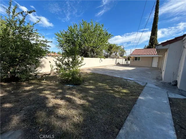 1395 N Esther Way, Fresno, California 93728