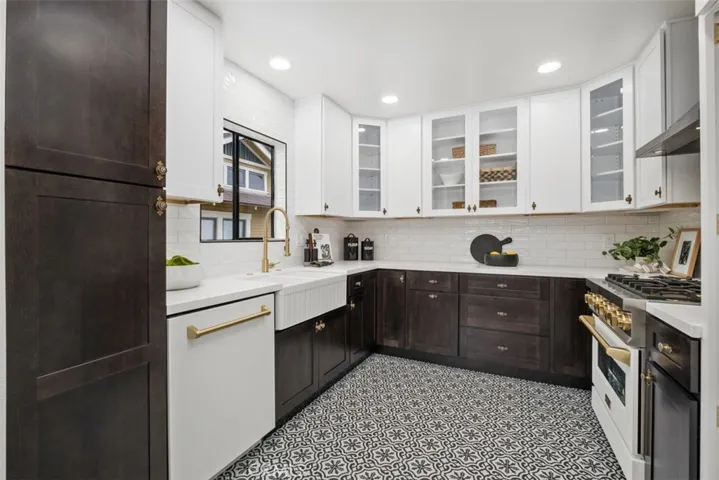 740 E Palm Avenue, Orange, California 92866