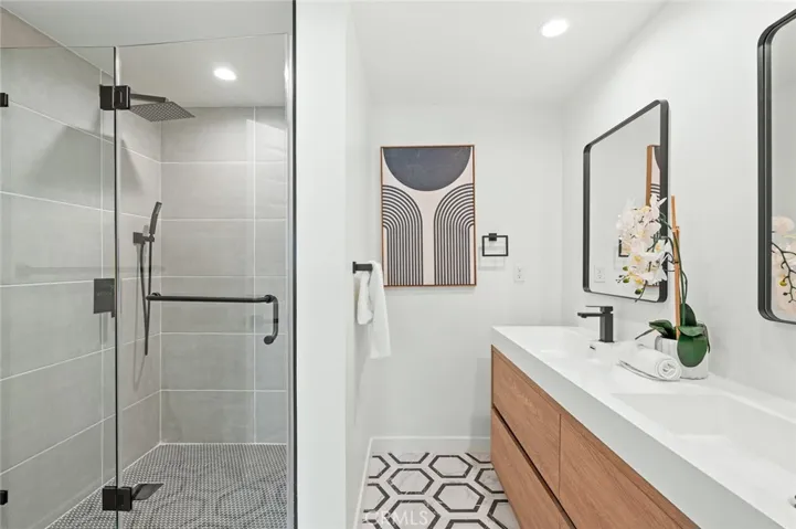 17510 Septo Street, Northridge, California 91325