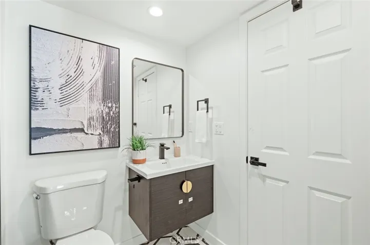 17510 Septo Street, Northridge, California 91325