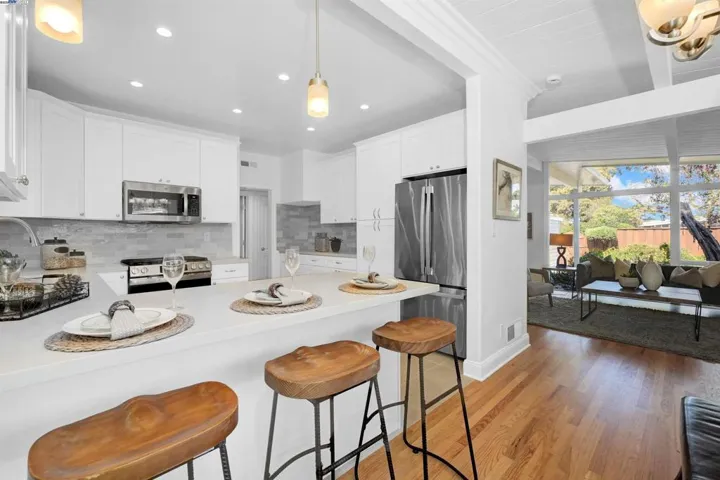 1654 Van Buren St, San Mateo, California 94403