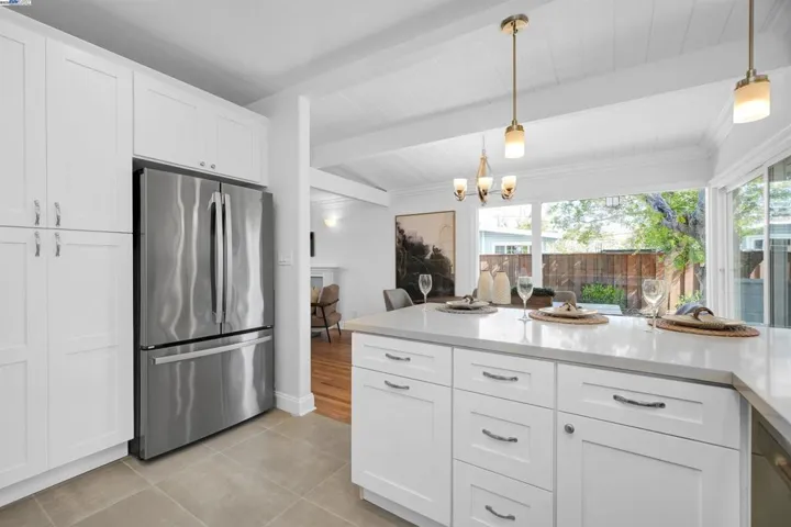 1654 Van Buren St, San Mateo, California 94403