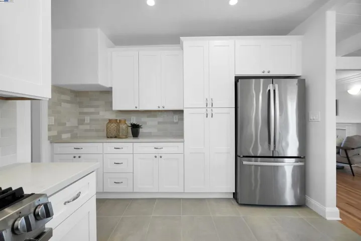 1654 Van Buren St, San Mateo, California 94403