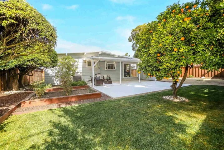 1654 Van Buren St, San Mateo, California 94403