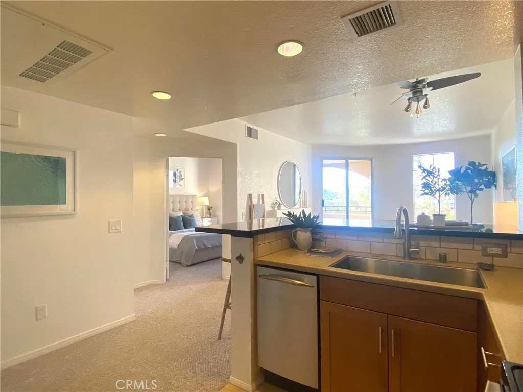 1301 Cabrillo Avenue 316, Torrance, California 90501 home-pic-5