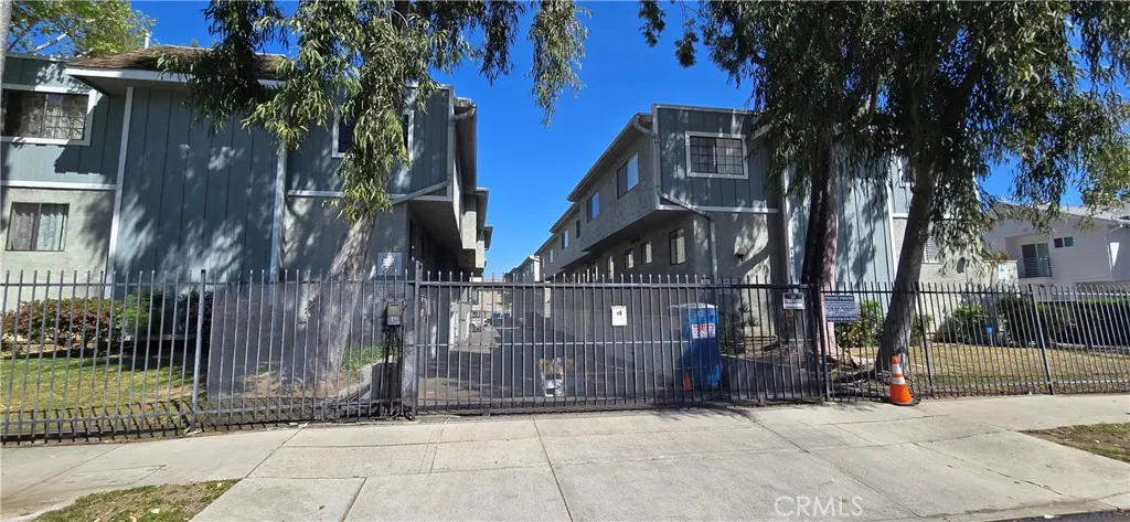 9140 Burnet Avenue 2, North Hills, California 91343