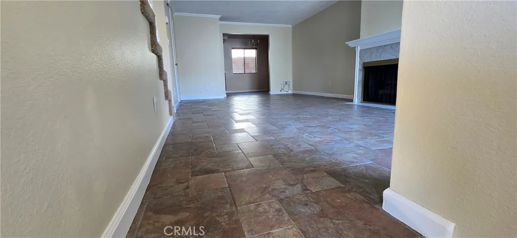 9140 Burnet Avenue 2, North Hills, California 91343