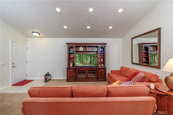 260 S Brookside Court, Anaheim Hills, California 92808