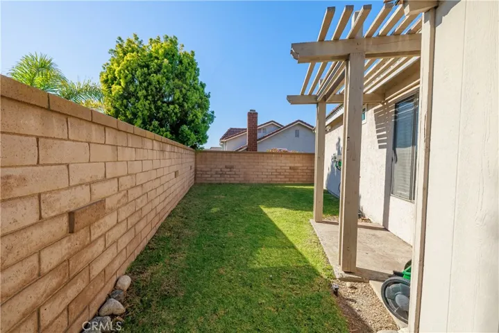 260 S Brookside Court, Anaheim Hills, California 92808