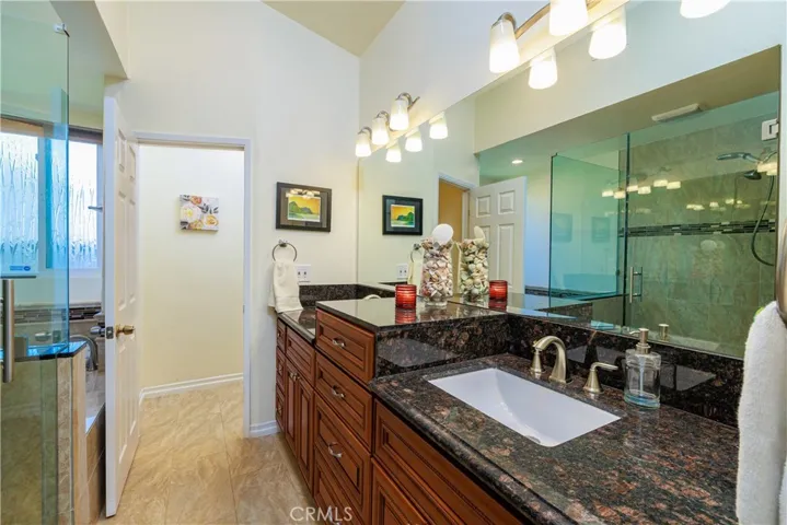 Beautiful Primary Bathroom with dual sinks!