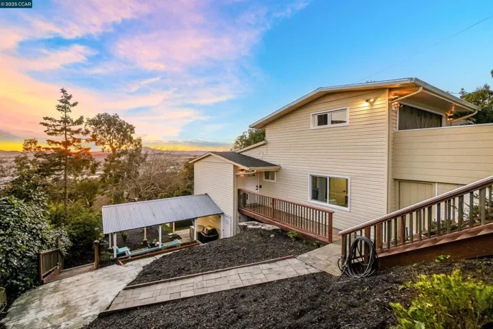 5929 Harbor View Ave, San Pablo, California 94806